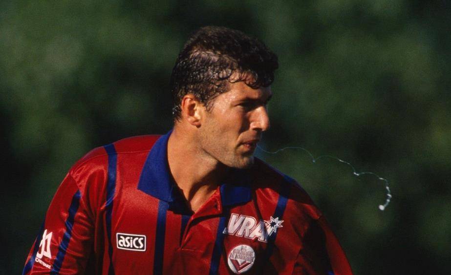  老牌劲旅波尔多沉沦，客场惨败后濒临降级区