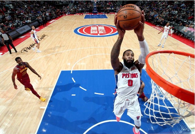  森林狼双塔统治篮板 唐斯25+20虐国王内线  